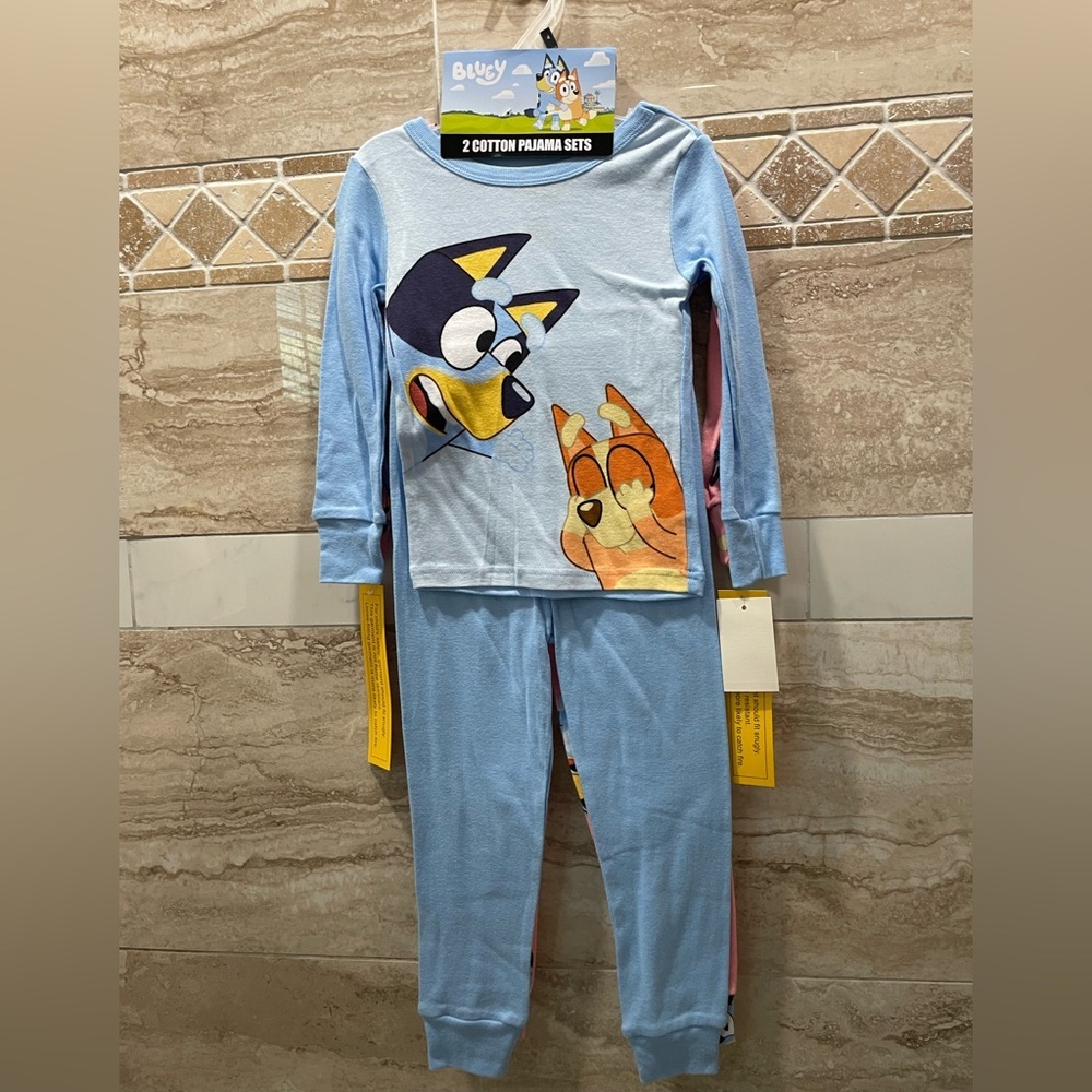 Girls 4T Bluey Peek A Boo 4-Piece Pajama Set